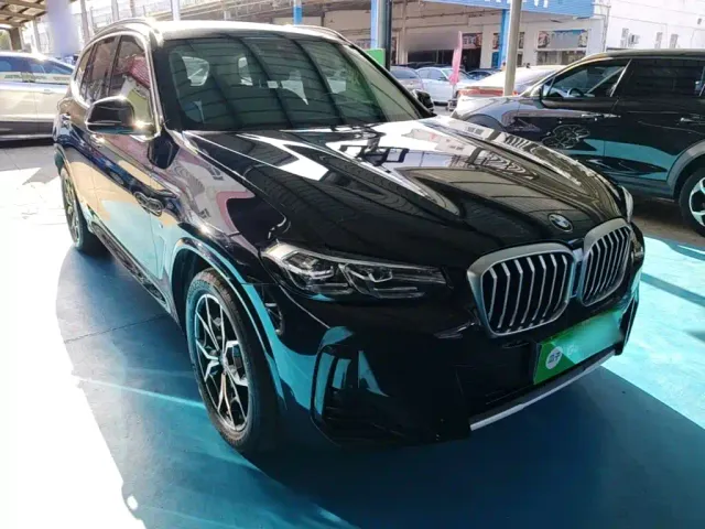 BMW X3 — Фото автомобиля 3