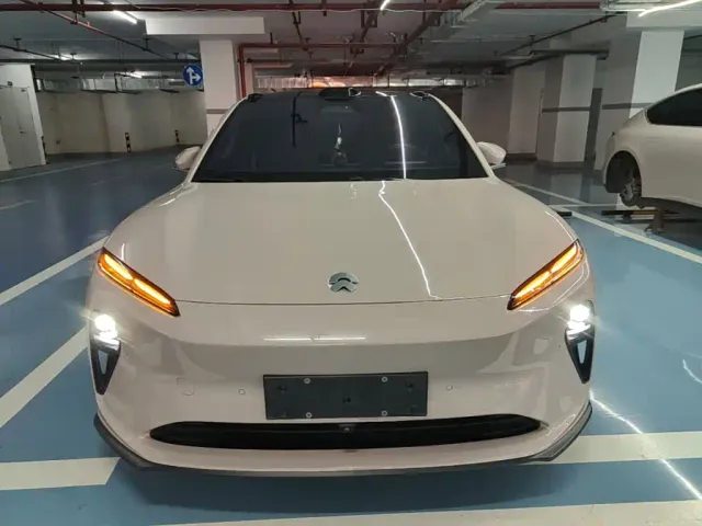 Nio ET5 — Фото автомобиля 2