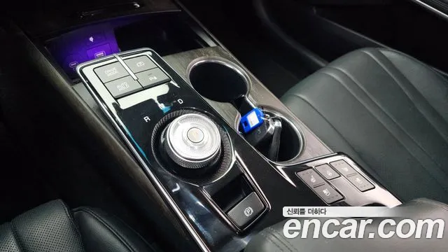 Kia K8 Hybrid — Фото автомобиля 9