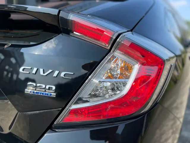 Honda Civic — Фото автомобиля 18