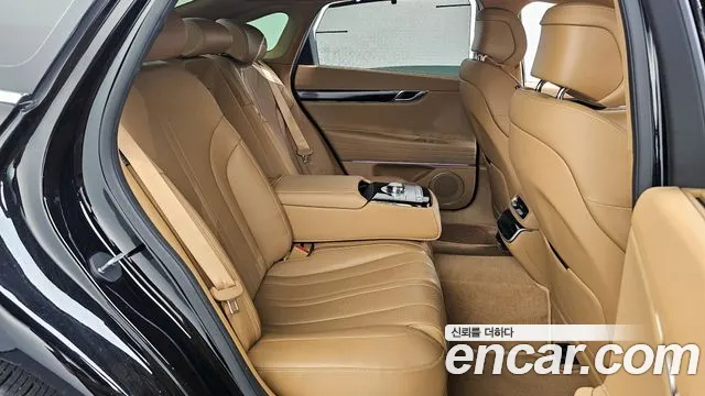 Genesis G80 Бензин 3.5 турбо AWD — Фото автомобиля 12