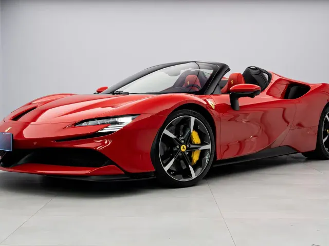 Ferrari SF90 — Фото автомобиля 2