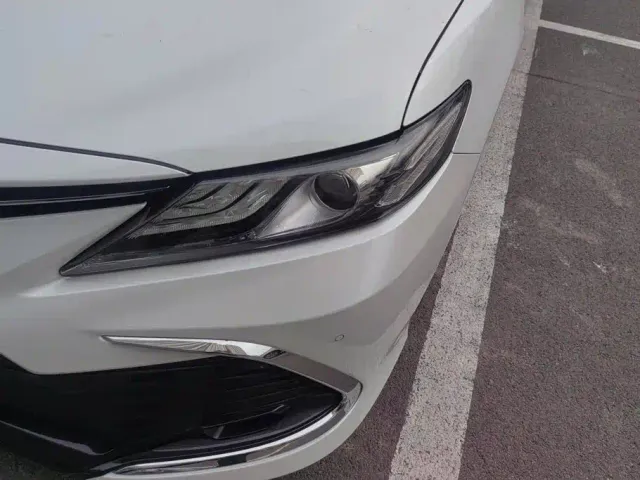 Toyota Camry 2021 2.0G Luxury Edition — Фото автомобиля 5