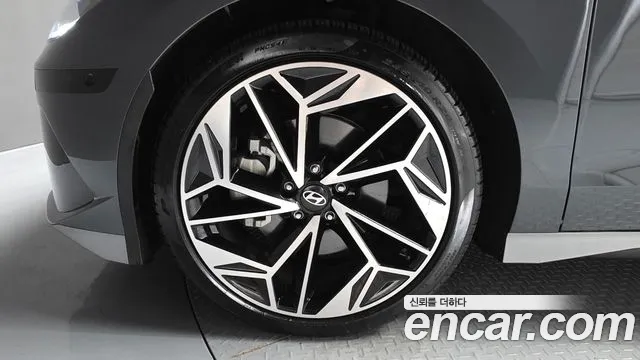 Hyundai Ioniq6 Long Range AWD — Фото автомобиля 5