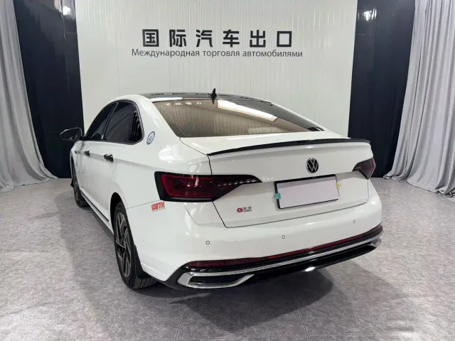 Volkswagen Sagitar — Фото автомобиля 5