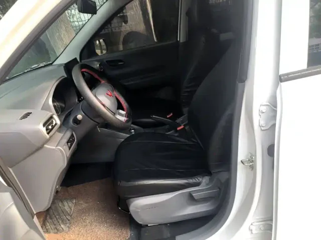 Wuling Hongguang — Фото автомобиля 14
