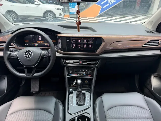 Volkswagen Tharu — Фото автомобиля 11