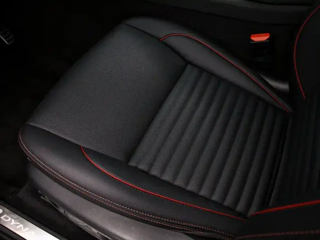 Land Rover Discovery Sport — Фото автомобиля 14