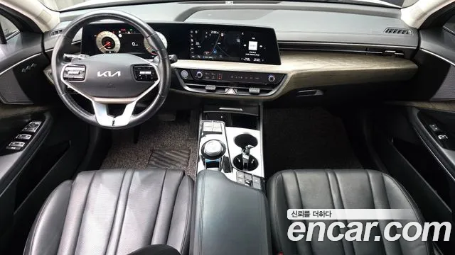 Kia K8 — Фото автомобиля 7