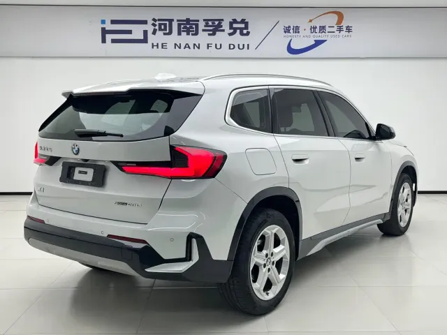 BMW X1 — Фото автомобиля 4
