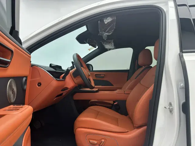 Toyota BoZhi 3X — Фото автомобиля 5