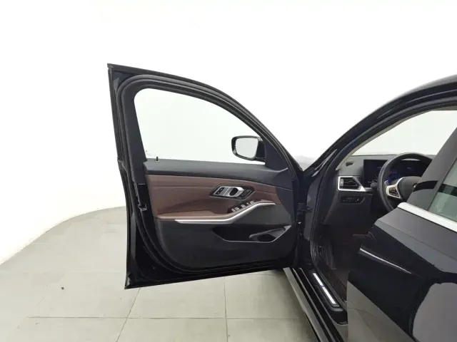 BMW BMW 3 Series 2024 320Li M Sport Package — Фото автомобиля 8