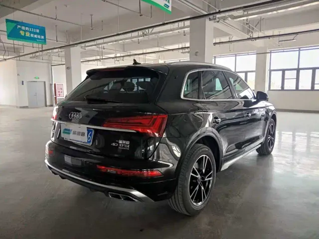 Audi Q5L — Фото автомобиля 6