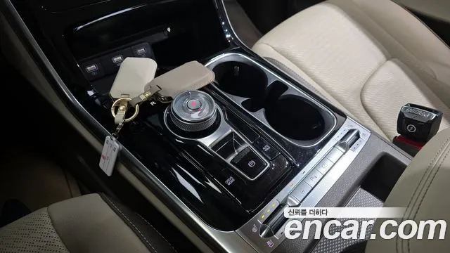 Kia Canival Carnival 4 поколение Бензин 7 мест Noblesse — Фото автомобиля 9