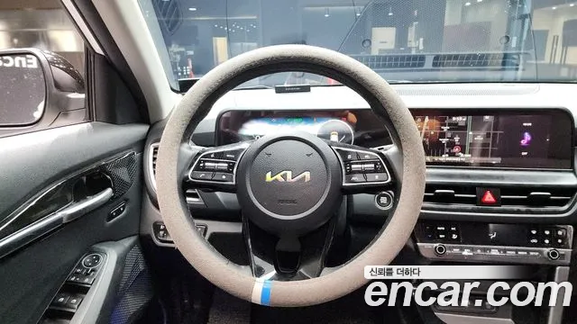 Kia Seltos Новый Seltos Бензин 1.6 турбо 2WD — Фото автомобиля 14
