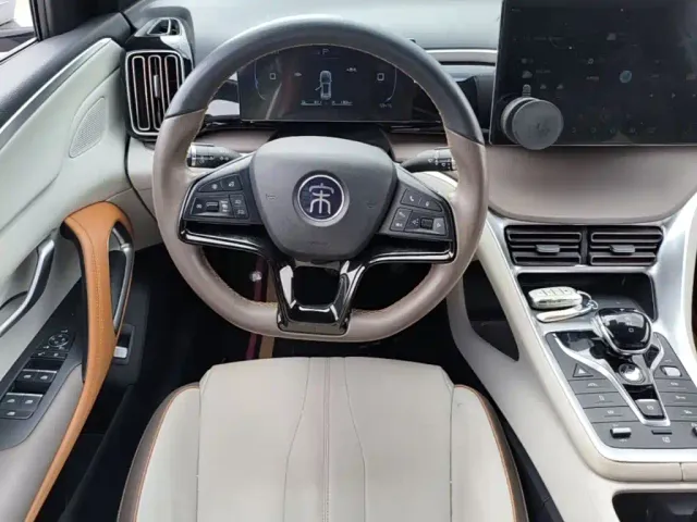 BYD Song Pro — Фото автомобиля 10