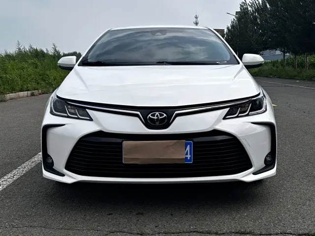 Фотография автомобиля — Toyota Corolla