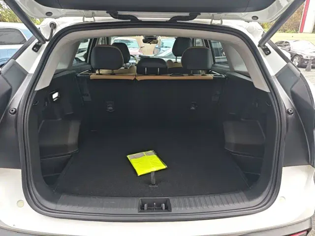 Geely Boyue L — Фото автомобиля 18