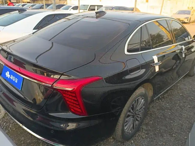 Hongqi H5 — Фото автомобиля 3