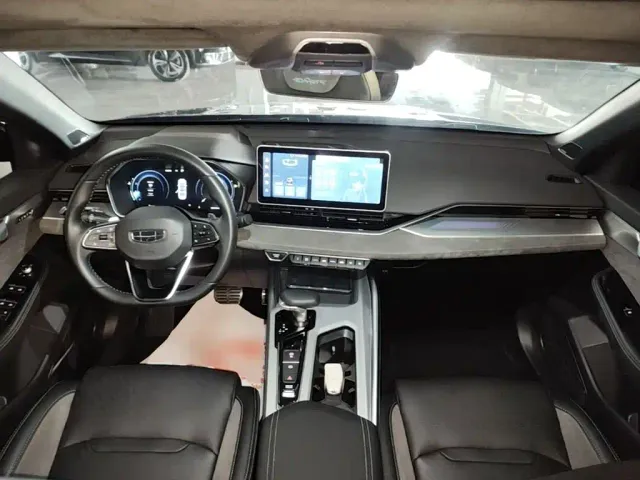 Geely Xingrui — Фото автомобиля 9