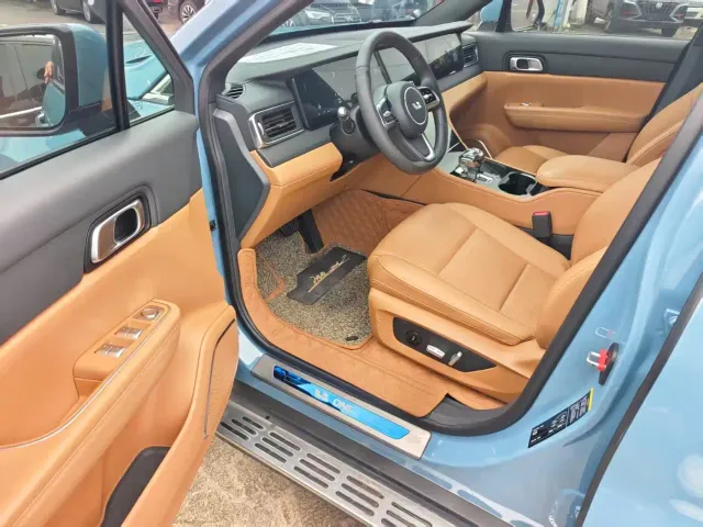 Li Auto ONE — Фото автомобиля 7