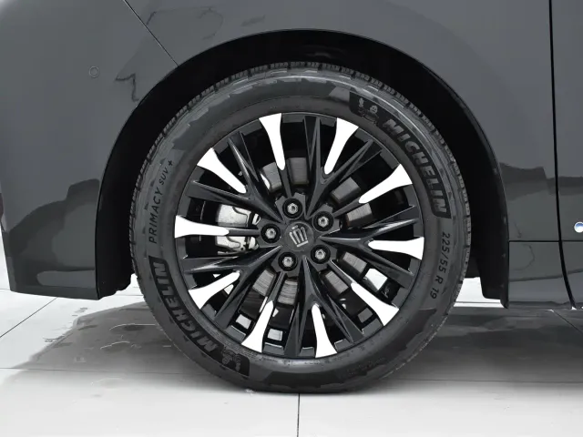 Toyota Vellfire — Фото автомобиля 6