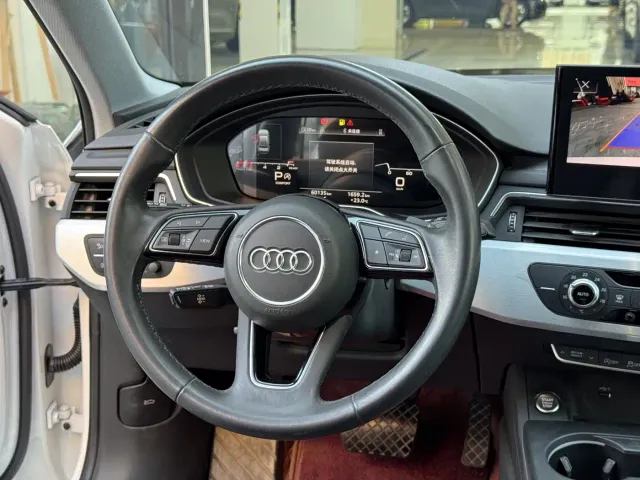 Audi A4L — Фото автомобиля 14