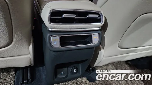 Genesis GV80 — Фото автомобиля 25