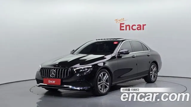 Фотография автомобиля — Mercedes-Benz E-Class W213