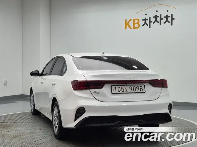 Kia K3 — Фото автомобиля 2