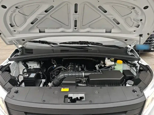 Wuling Hongguang Plus — Фото автомобиля 19