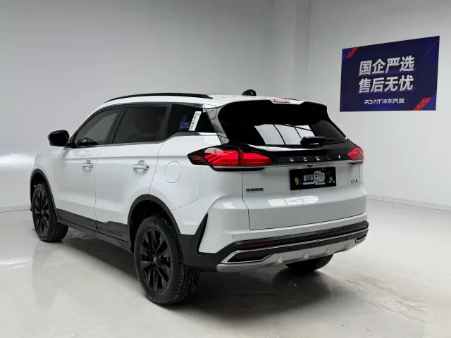 Geely Boyue — Фото автомобиля 6