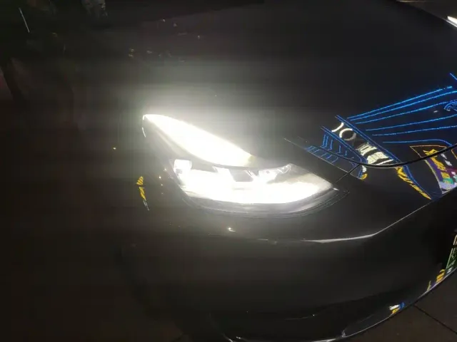 Tesla Model Y — Фото автомобиля 7
