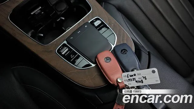 Mercedes-Benz E-Class W213 — Фото автомобиля 30