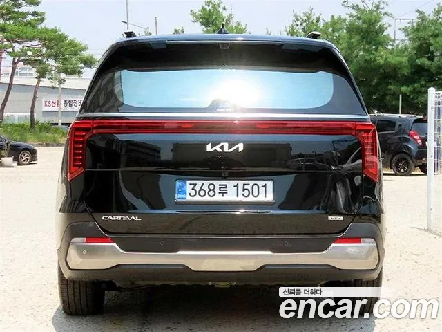 Kia Carnival 4th Gen — Фото автомобиля 4