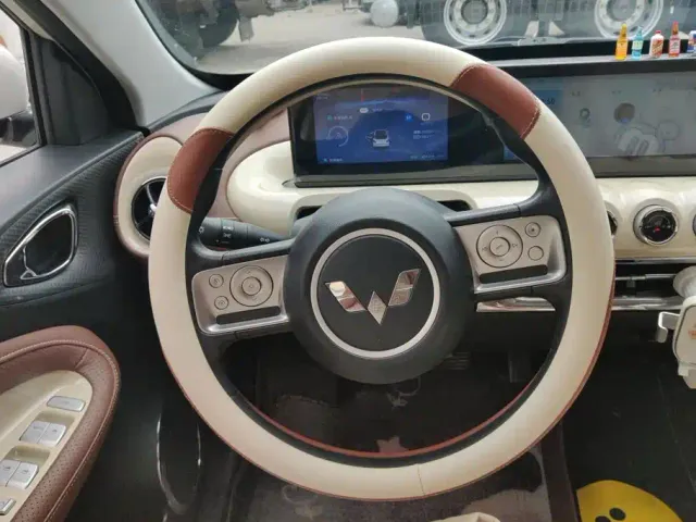 Wuling Bingo — Фото автомобиля 15