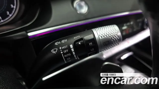 Genesis GV70 2.5T Бензин 2WD — Фото автомобиля 17