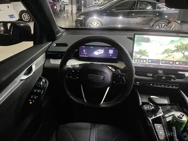 Geely Xingrui — Фото автомобиля 10