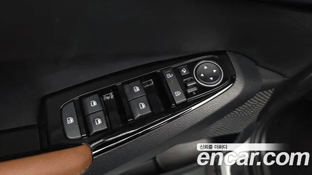Kia Seltos New — Фото автомобиля 28