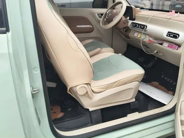 Wuling Hongguang Mini EV — Фото автомобиля 8