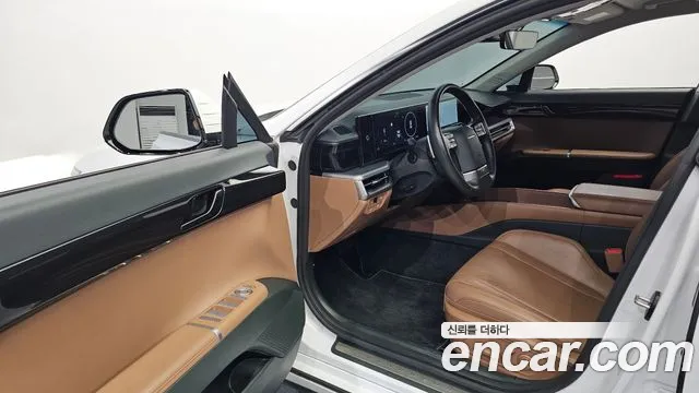 Hyundai Grandeur GN7 — Фото автомобиля 15