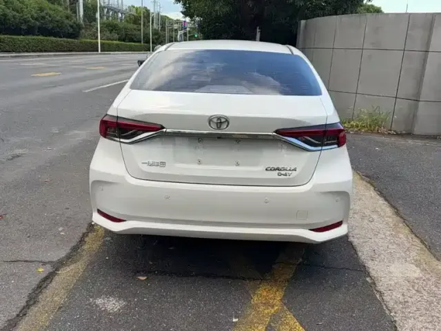 Toyota Corolla — Фото автомобиля 9