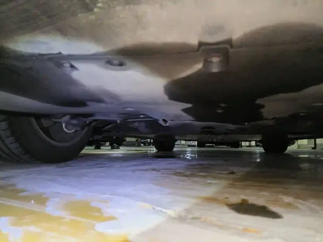 Tesla Model Y — Фото автомобиля 11