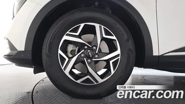 Kia Sportage Sportage 5-е поколение Дизель 2.0 2WD — Фото автомобиля 4