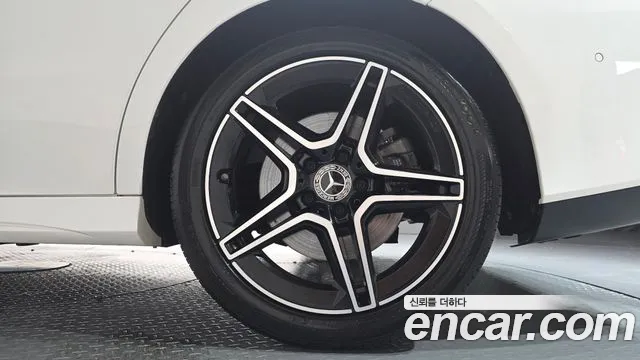 Mercedes-Benz CLA-Class — Фото автомобиля 21