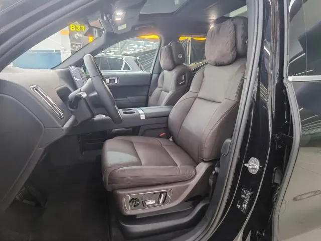 Li Auto L9 — Фото автомобиля 6