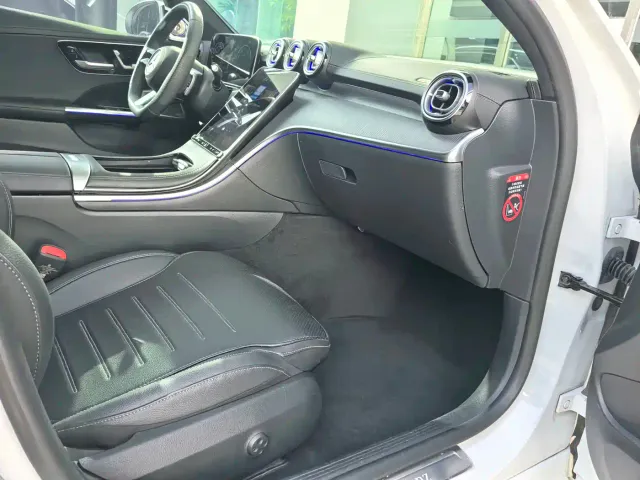 Mercedes-Benz C-Class — Фото автомобиля 18