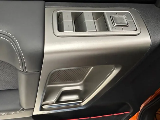 iCAR V23 — Фото автомобиля 7