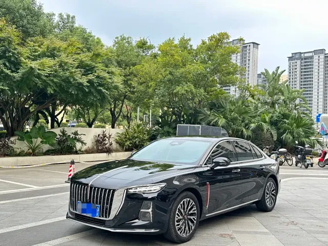 Фотография автомобиля — Hongqi H5