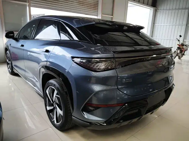 BYD Sealion 07 EV — Фото автомобиля 4